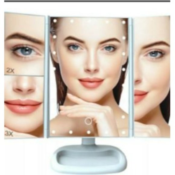 Professional LED Makeup Mirror Vanity Mirror with 22 LED Lights, 1x 2X 3X 10X - Picture 2 of 3